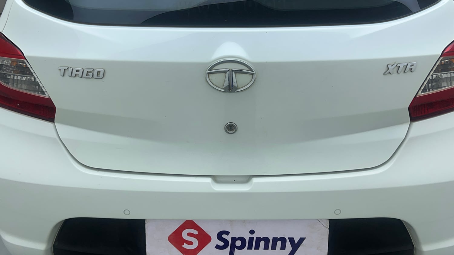 Used 2019 Tata Tiago Revotron XTA Petrol Automatic dents MINOR SCRATCH