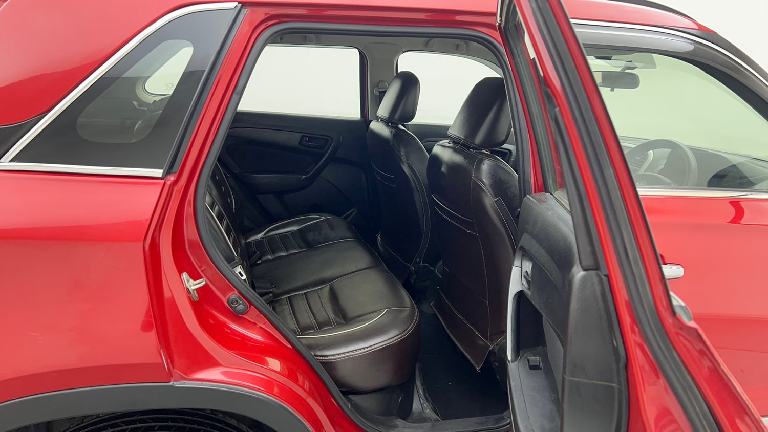 Used 2020 maruti-suzuki Vitara Brezza VXi Petrol Manual interior RIGHT SIDE REAR DOOR CABIN VIEW