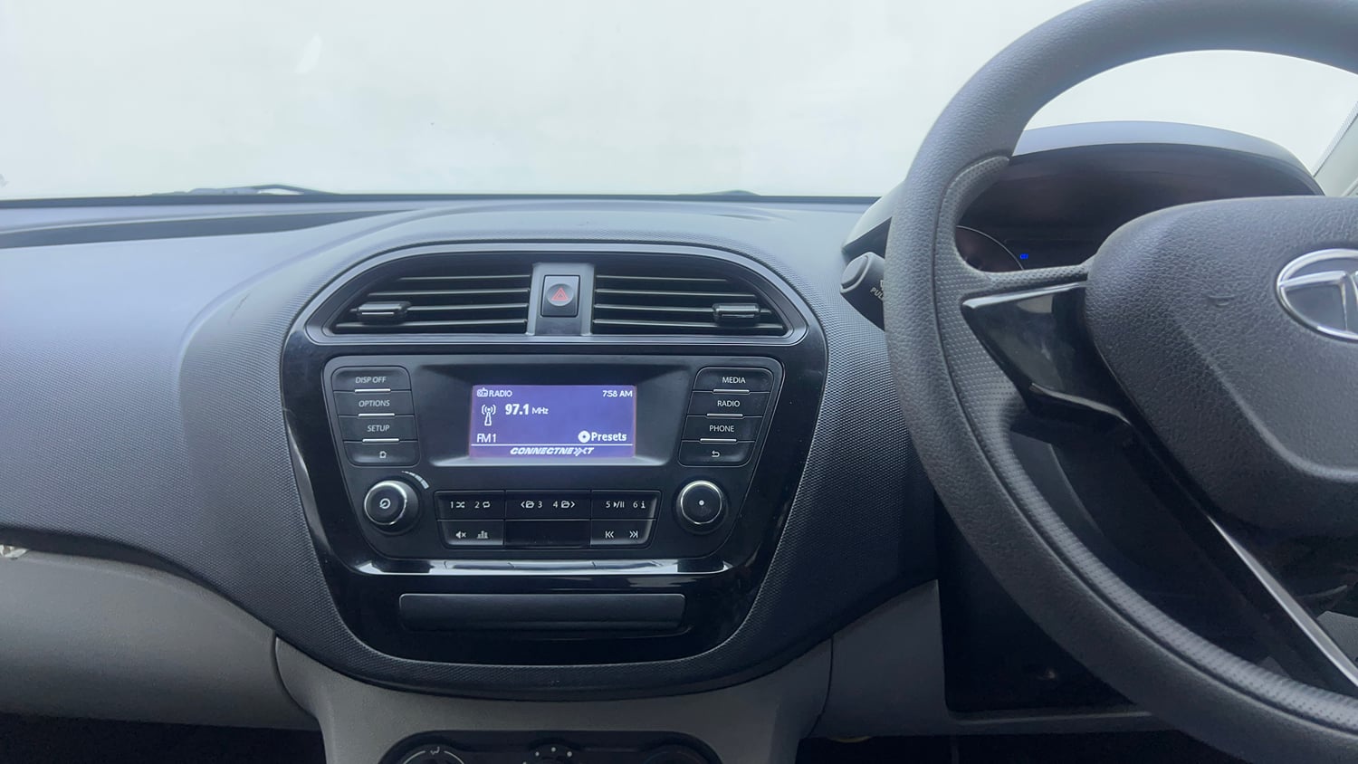 Used 2019 Tata Tiago Revotron XTA Petrol Automatic interior MUSIC SYSTEM & AC CONTROL VIEW