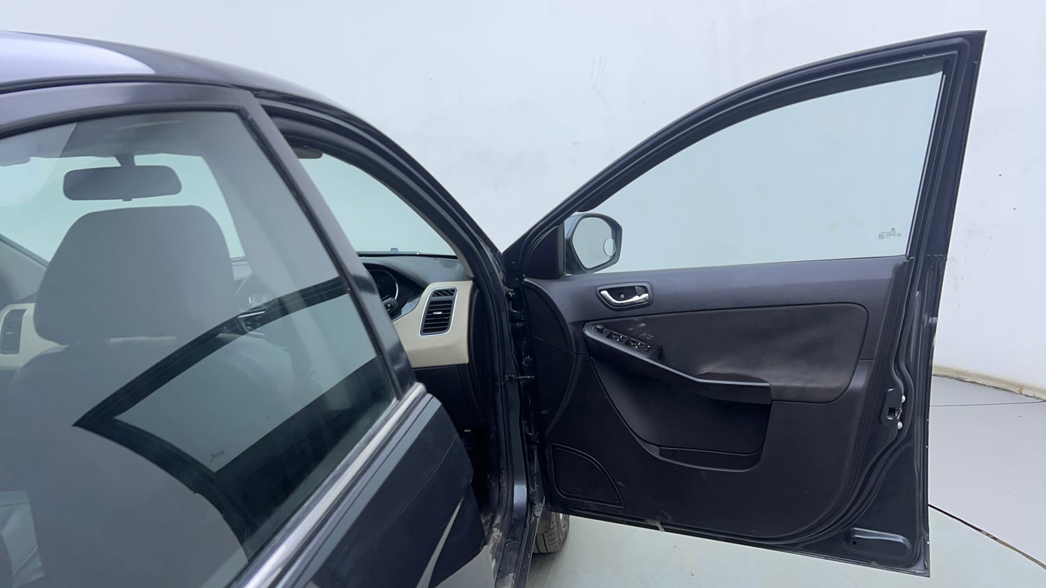 Used 2015 Tata Zest XT Petrol Petrol Manual interior RIGHT FRONT DOOR OPEN VIEW
