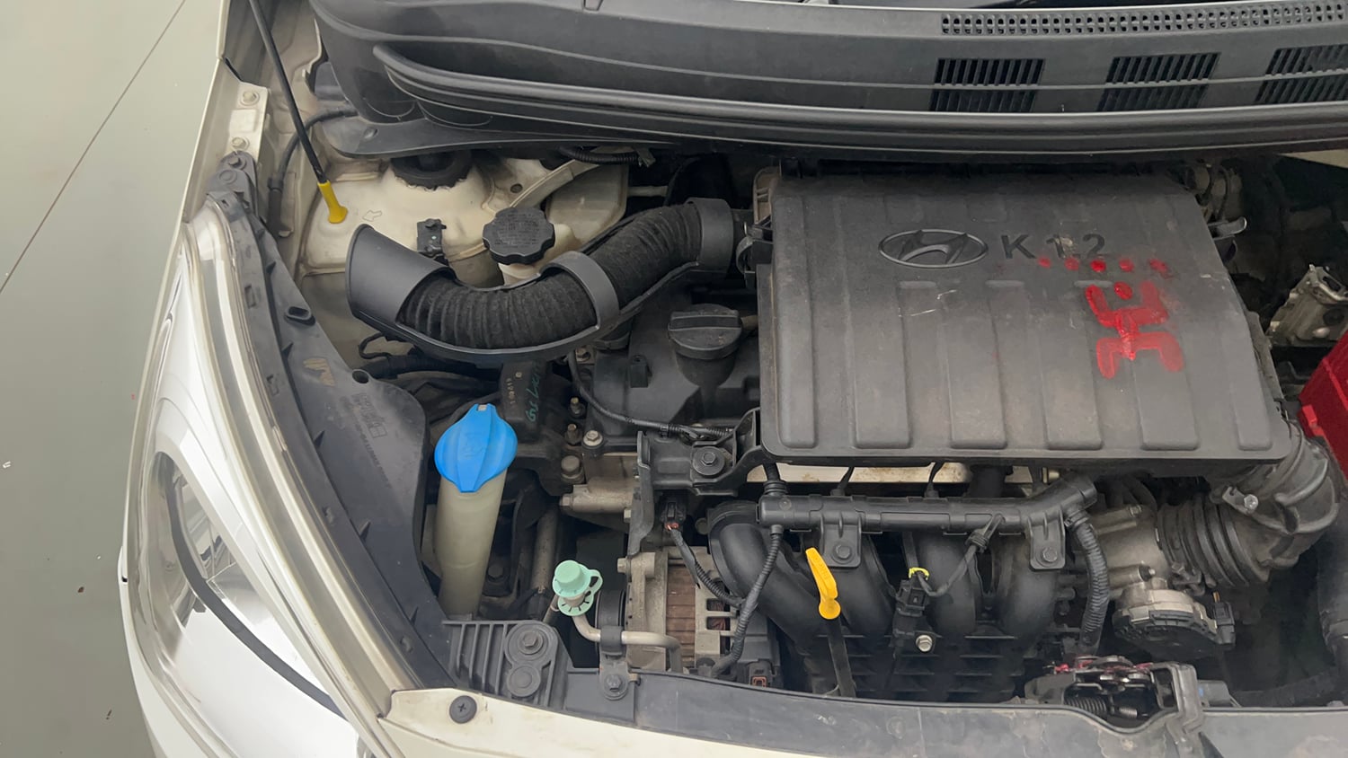 Used 2014 Hyundai Grand i10 Asta 1.2 Kappa VTVT (O) Petrol Manual engine ENGINE RIGHT SIDE VIEW