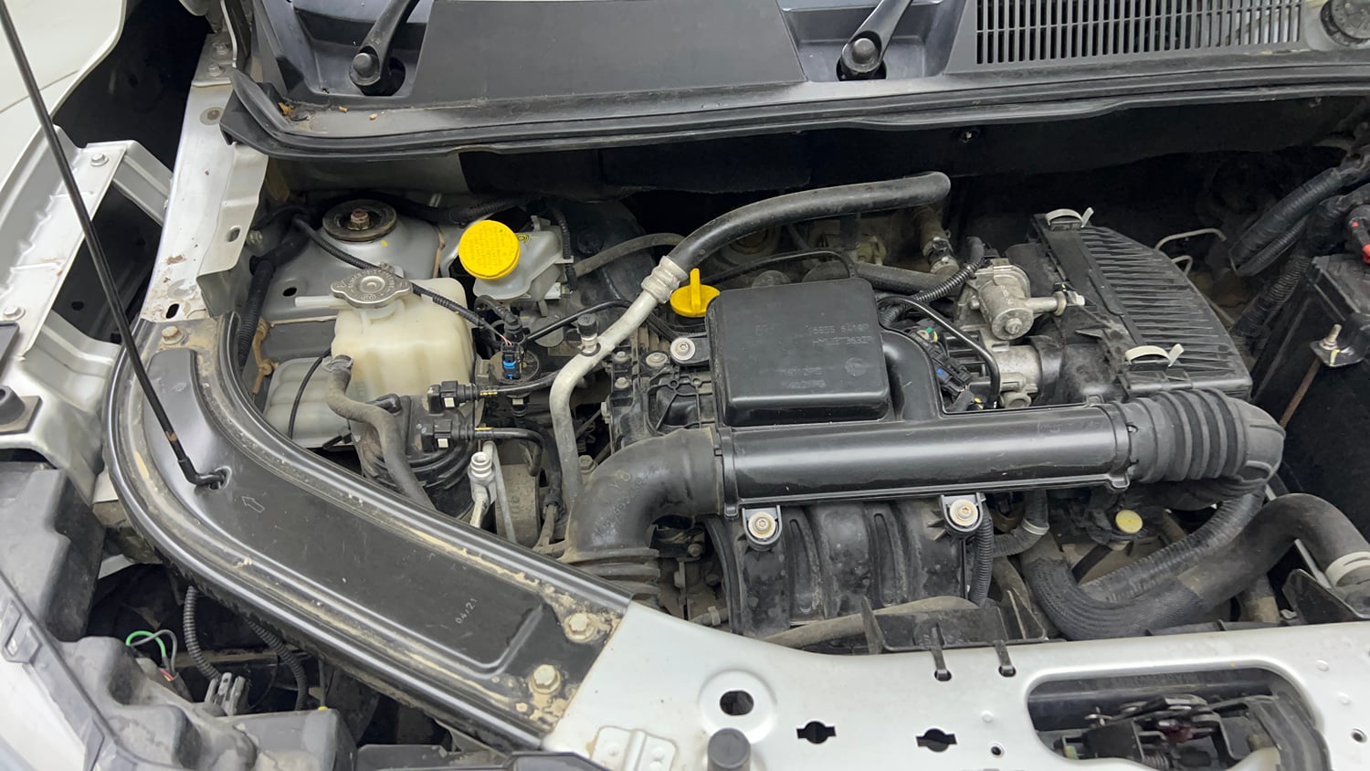 Used 2021 Renault Kiger RXZ MT Petrol Manual engine ENGINE RIGHT SIDE VIEW