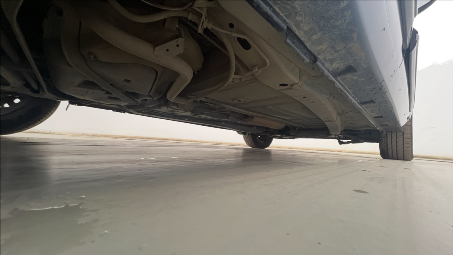 Used 2019 Maruti Suzuki Baleno Delta Petrol Manual extra REAR RIGHT UNDERBODY VIEW