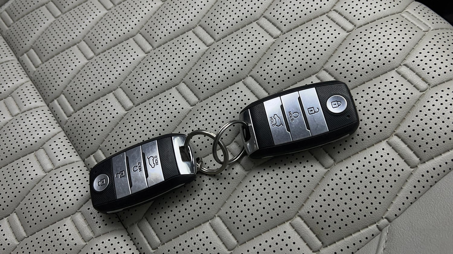 Used 2021 kia Seltos HTX IVT 1.5 Petrol Automatic extra CAR KEY VIEW