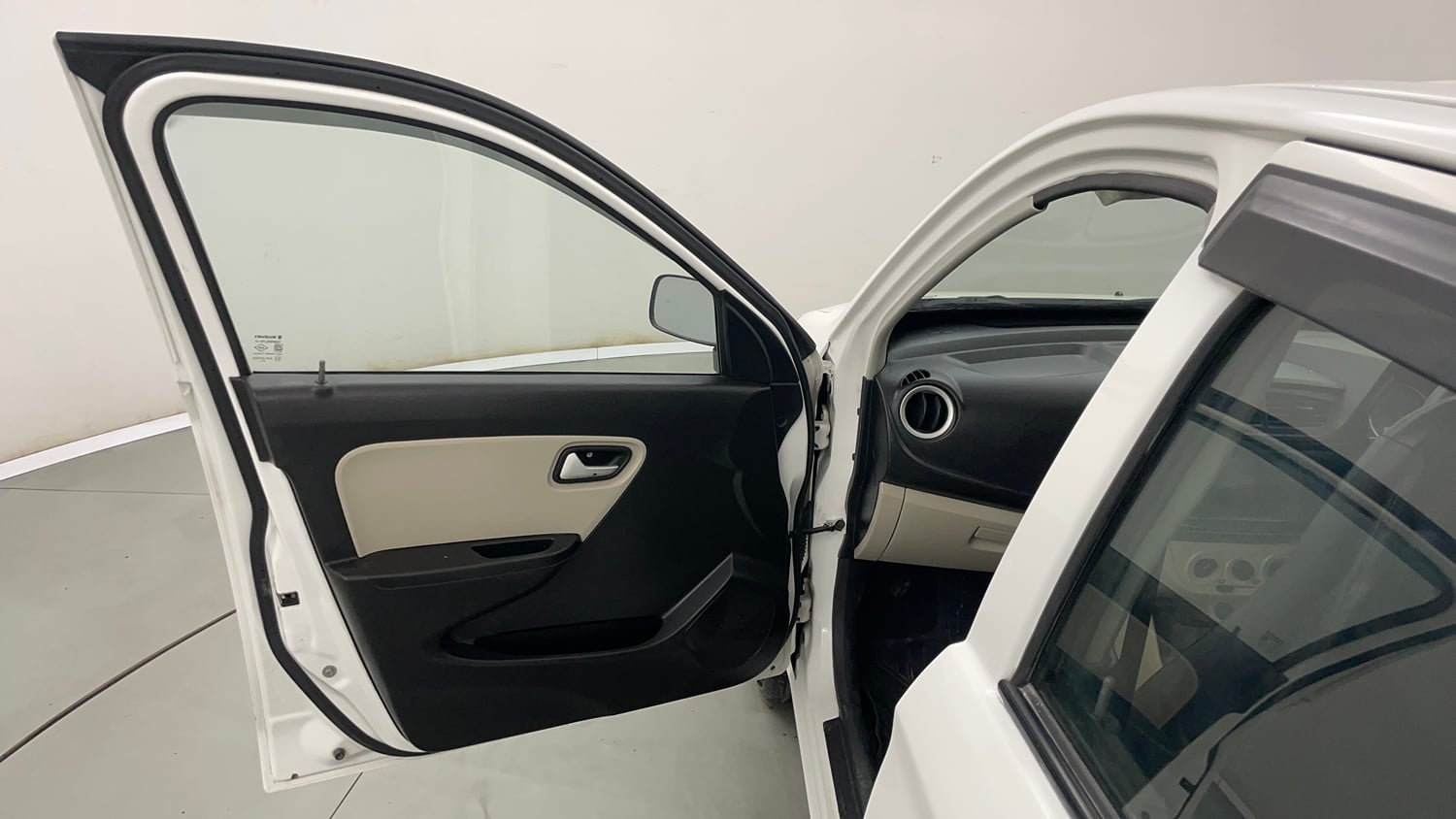 Used 2019 Maruti Suzuki Alto 800 LXi Petrol Manual interior LEFT FRONT DOOR OPEN VIEW