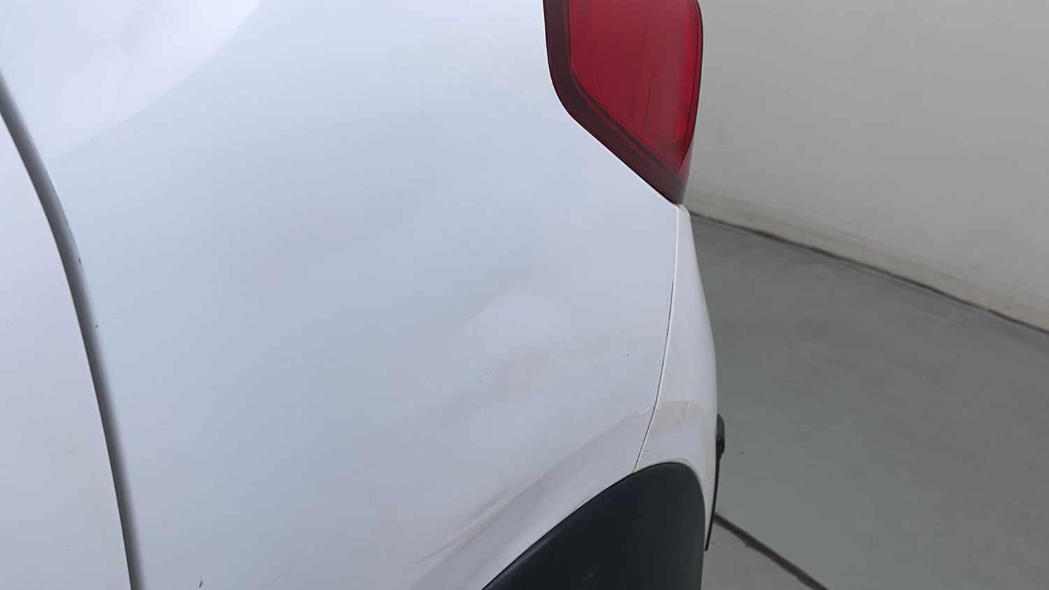 Used 2015 Renault Kwid RXT Petrol Manual dents MINOR DENT