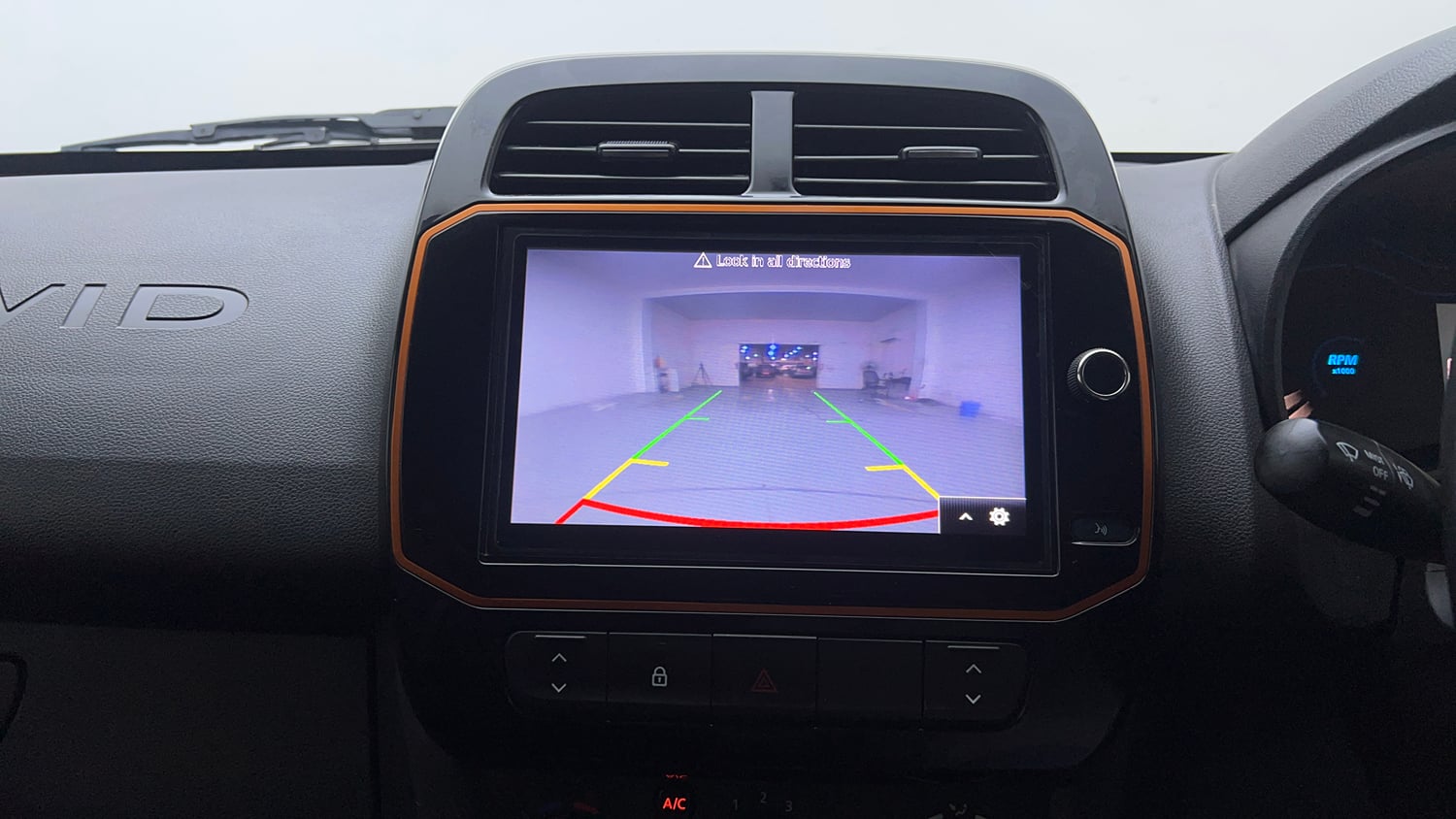Used 2021 Renault Kwid CLIMBER 1.0 AMT Opt Petrol Automatic top_features Rear camera