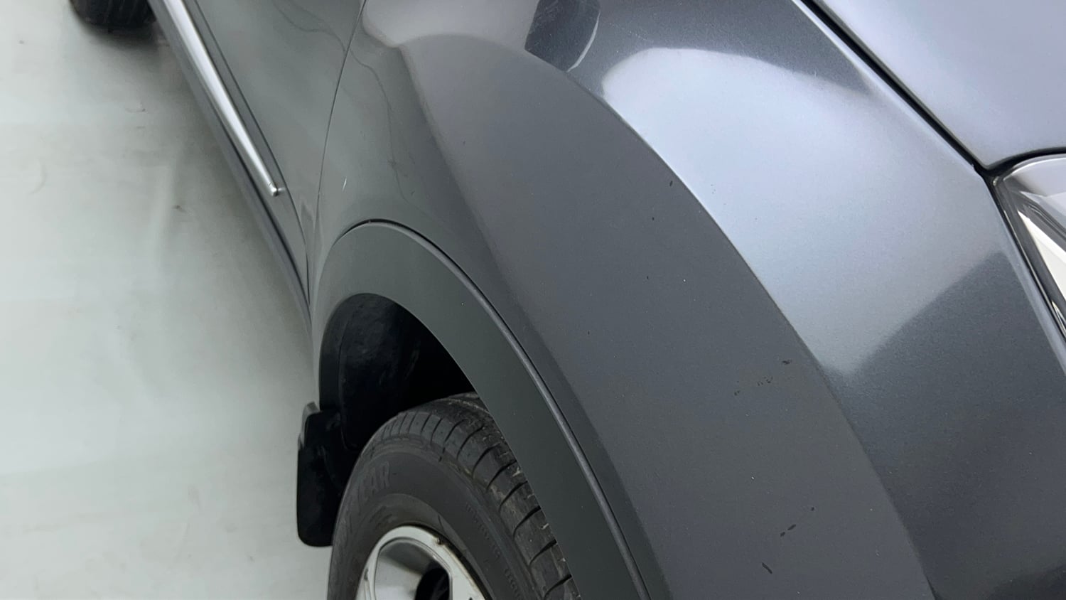 Used 2018 Tata Nexon XM Petrol Manual dents MINOR SCRATCH