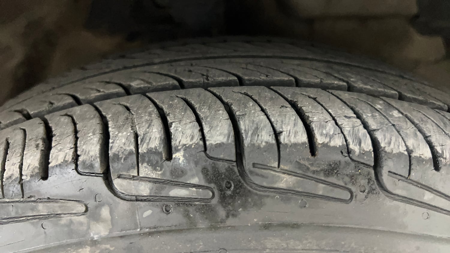 Used 2015 Maruti Suzuki Celerio VXi Petrol Manual tyres RIGHT FRONT TYRE TREAD VIEW