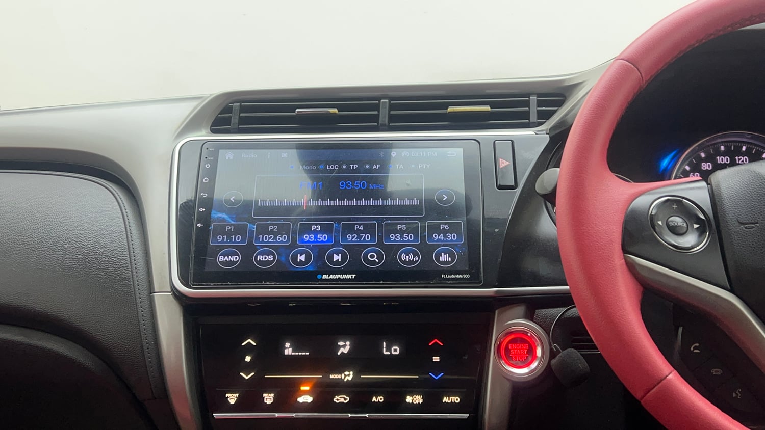 Used 2019 Honda City ZX Petrol Petrol Manual interior MUSIC SYSTEM & AC CONTROL VIEW