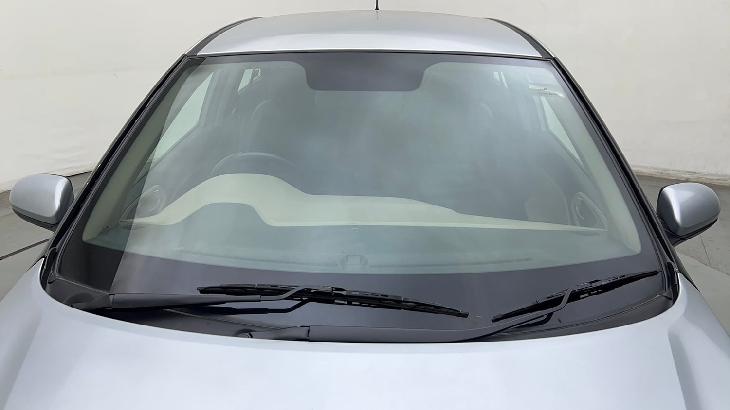 Used 2019 Hyundai Elite i20 Magna Executive 1.2 Petrol Manual exterior FRONT WINDSHIELD VIEW