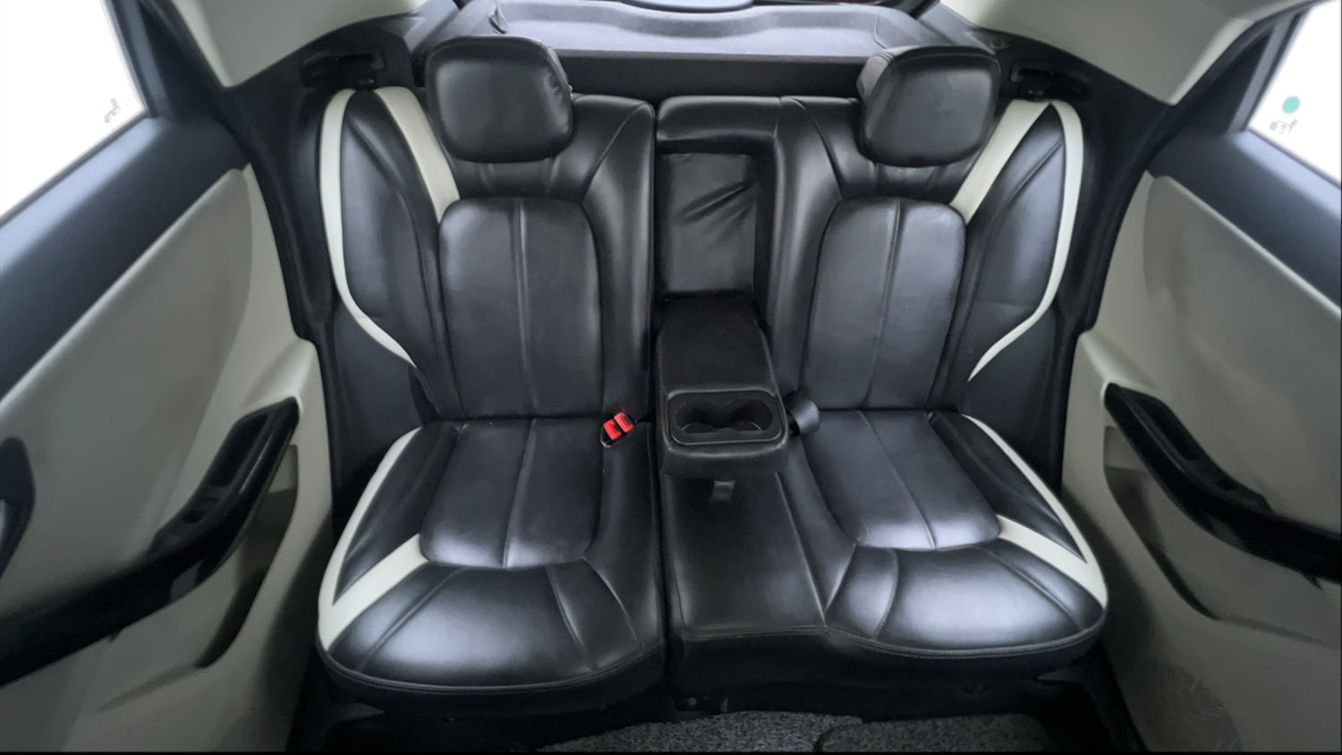 Used 2021 Tata Nexon XZ Plus Petrol Manual interior REAR SEAT CONDITION VIEW