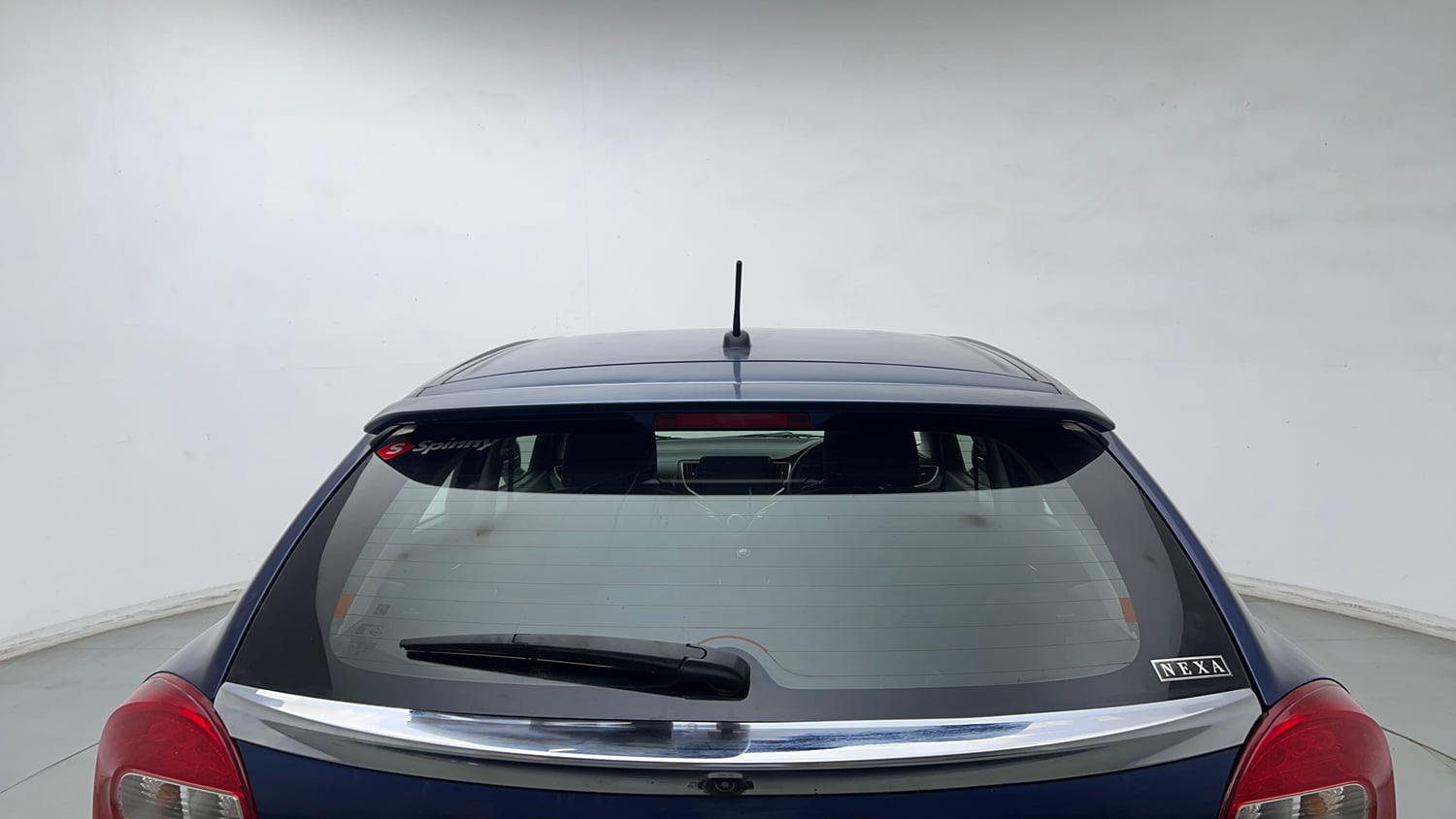 Used 2020 Maruti Suzuki Baleno Delta Petrol Manual exterior BACK WINDSHIELD VIEW
