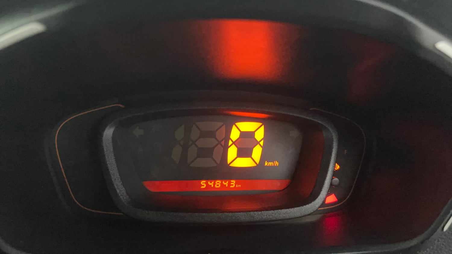Used 2016 Renault Kwid RXL Petrol Manual interior CLUSTERMETER VIEW