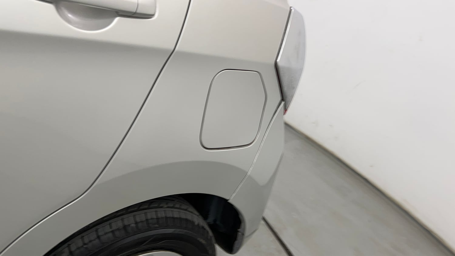 Used 2017 Maruti Suzuki Celerio ZXi AMT Petrol Automatic dents MINOR SCRATCH