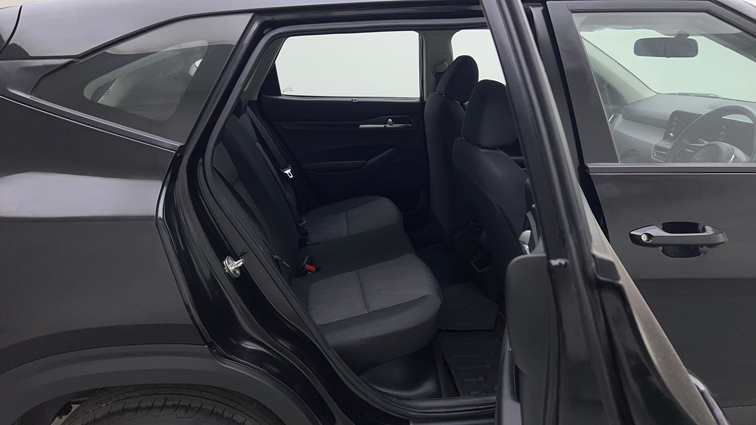 Used 2025 Kia Seltos HTE (O)1.5 Petrol MT Petrol Manual interior RIGHT SIDE REAR DOOR CABIN VIEW