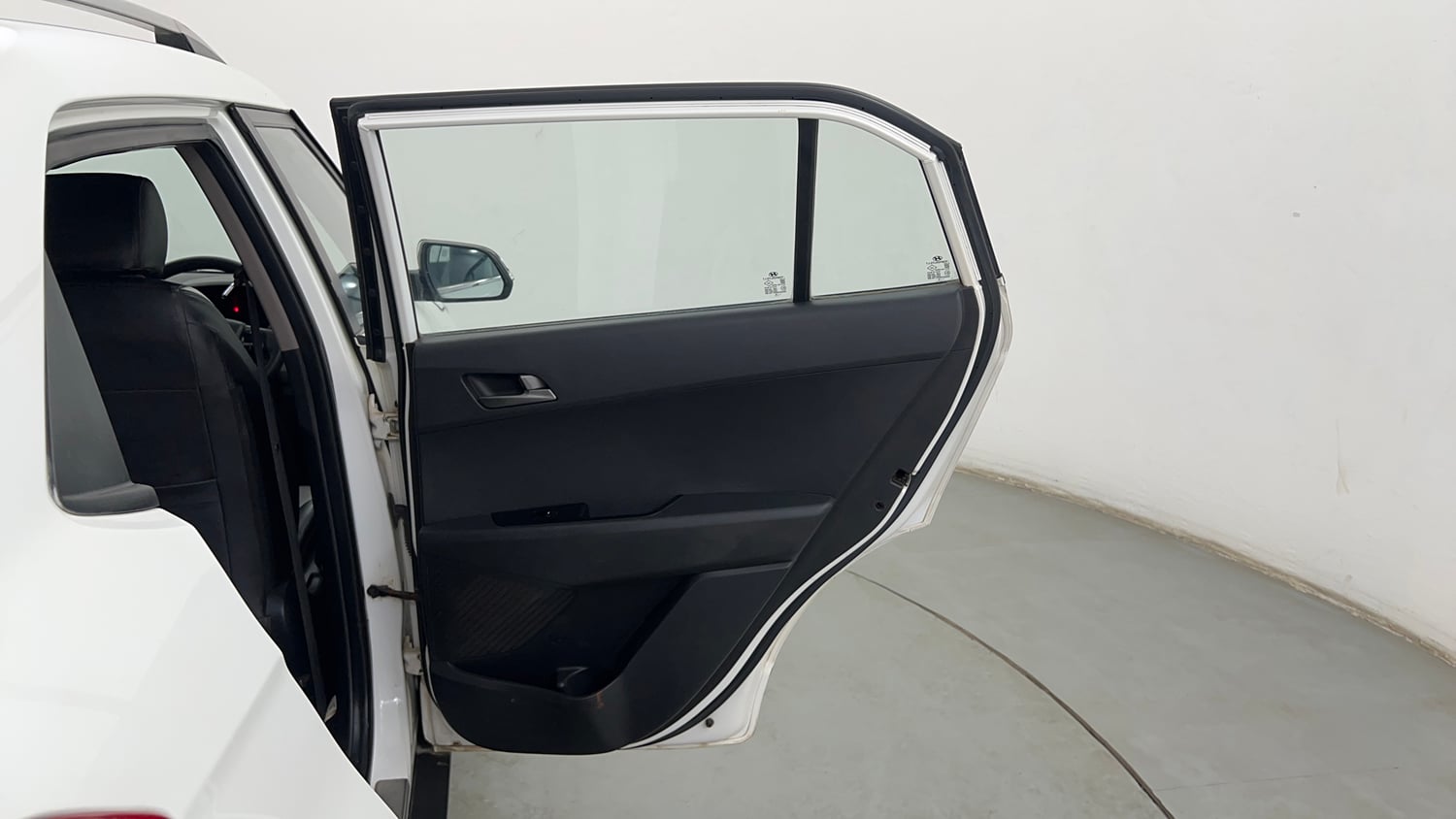 Used 2018 Hyundai Creta S 1.4 CRDi Diesel Manual interior RIGHT REAR DOOR OPEN VIEW
