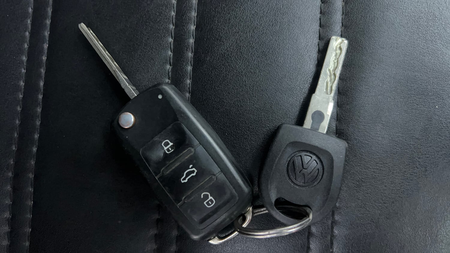 Used 2019 Volkswagen Polo Comfortline 1.0L (P) Petrol Manual extra CAR KEY VIEW