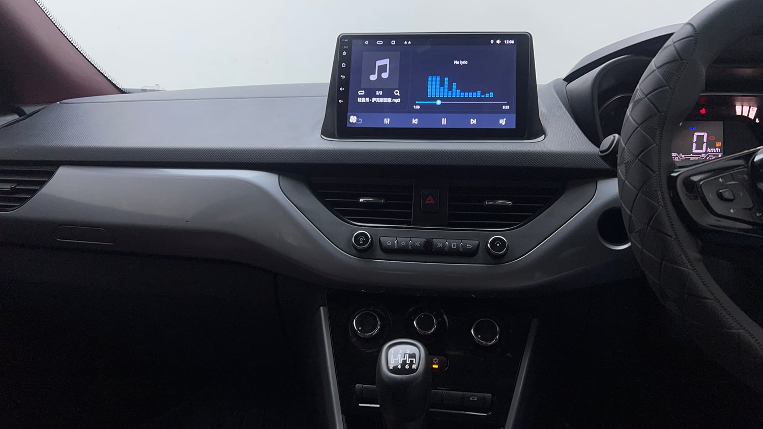 Used 2022 Tata Nexon XM (S) Petrol Manual interior MUSIC SYSTEM & AC CONTROL VIEW