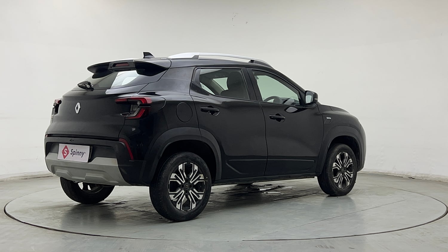 Used 2023 Renault Kiger RXZ MT Petrol Manual exterior RIGHT REAR CORNER VIEW