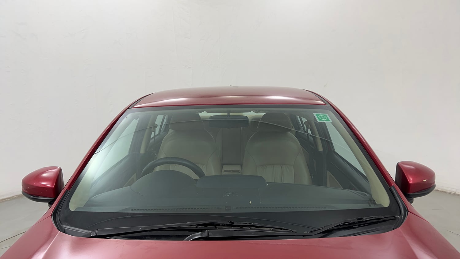 Used 2018 Honda Amaze 1.2 V MT Petrol Petrol Manual exterior FRONT WINDSHIELD VIEW
