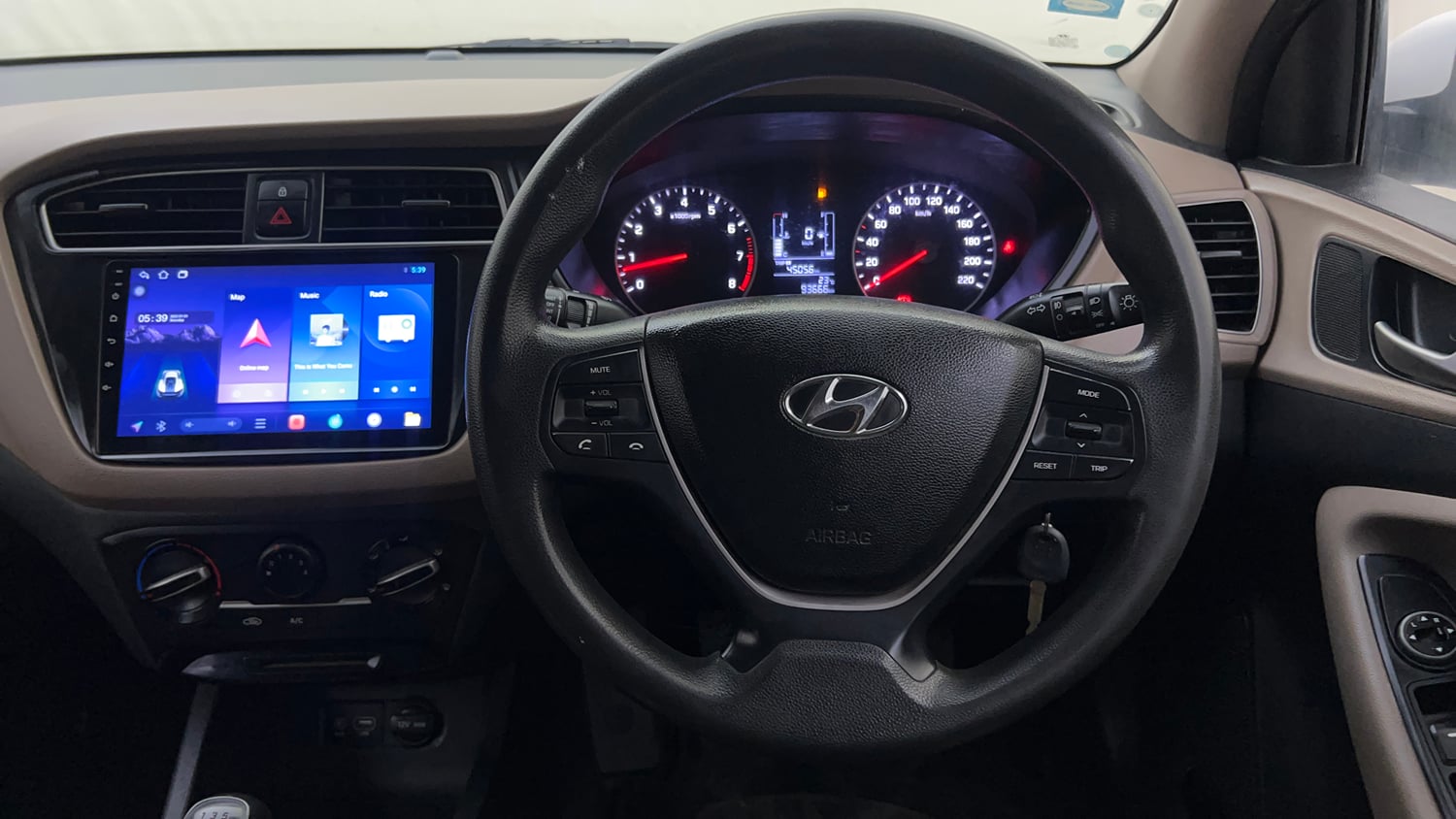 Used 2019 Hyundai Elite i20 Magna Plus 1.2 Petrol Manual interior STEERING VIEW