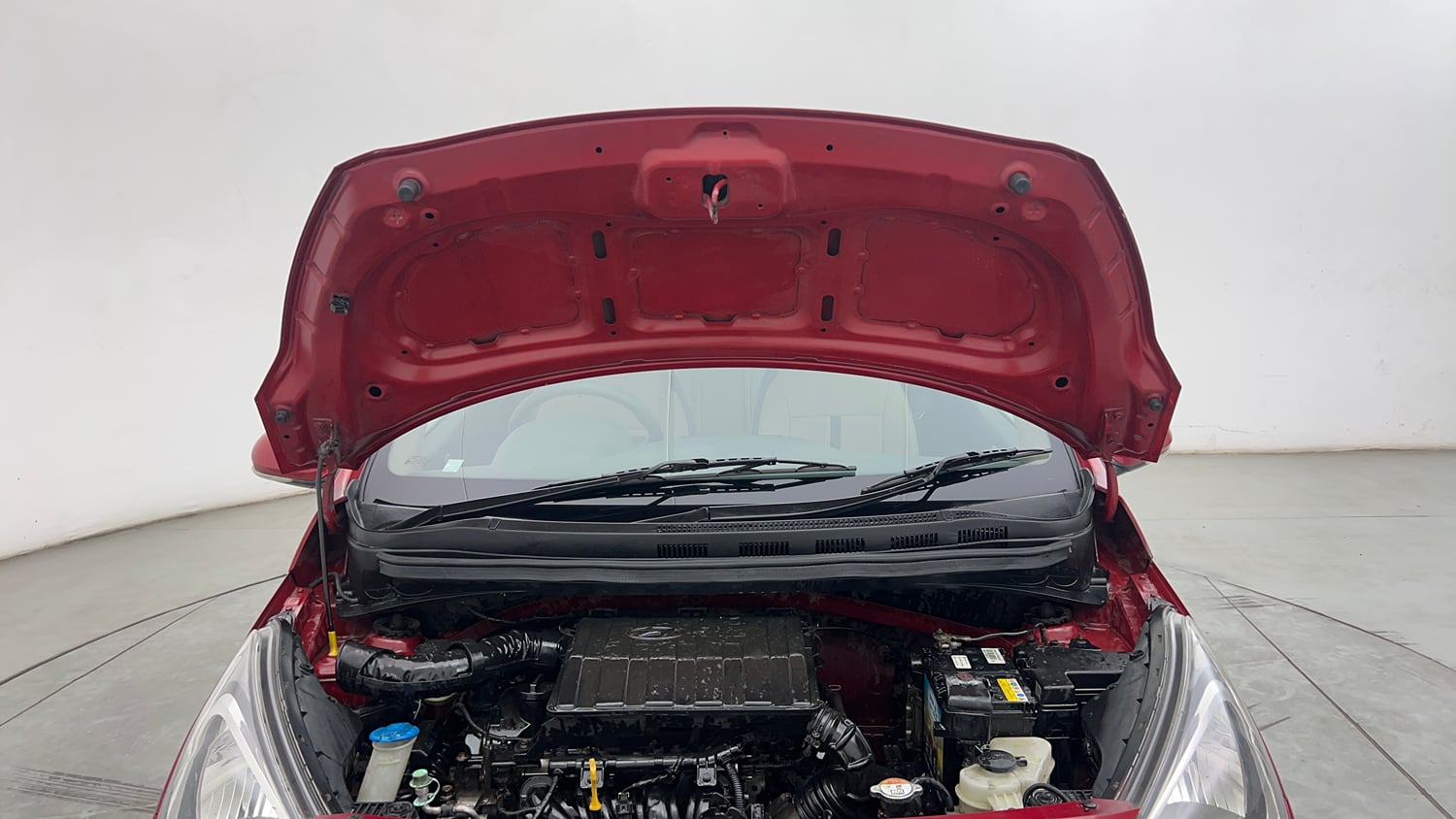 Used 2014 Hyundai Xcent SX 1.2 (O) Petrol Manual engine ENGINE & BONNET OPEN FRONT VIEW