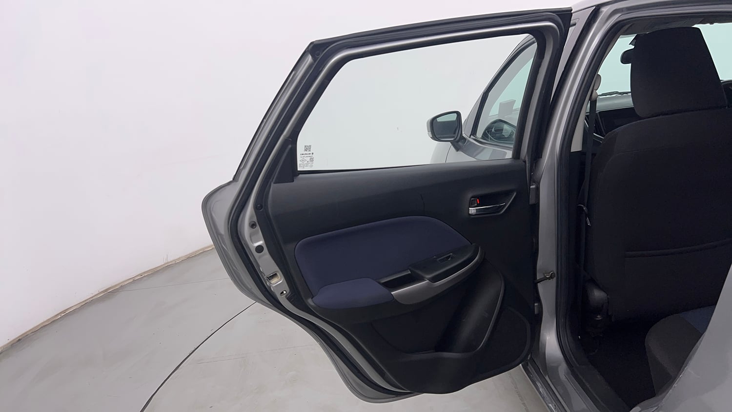 Used 2019 null Petrol Automatic interior LEFT REAR DOOR OPEN VIEW