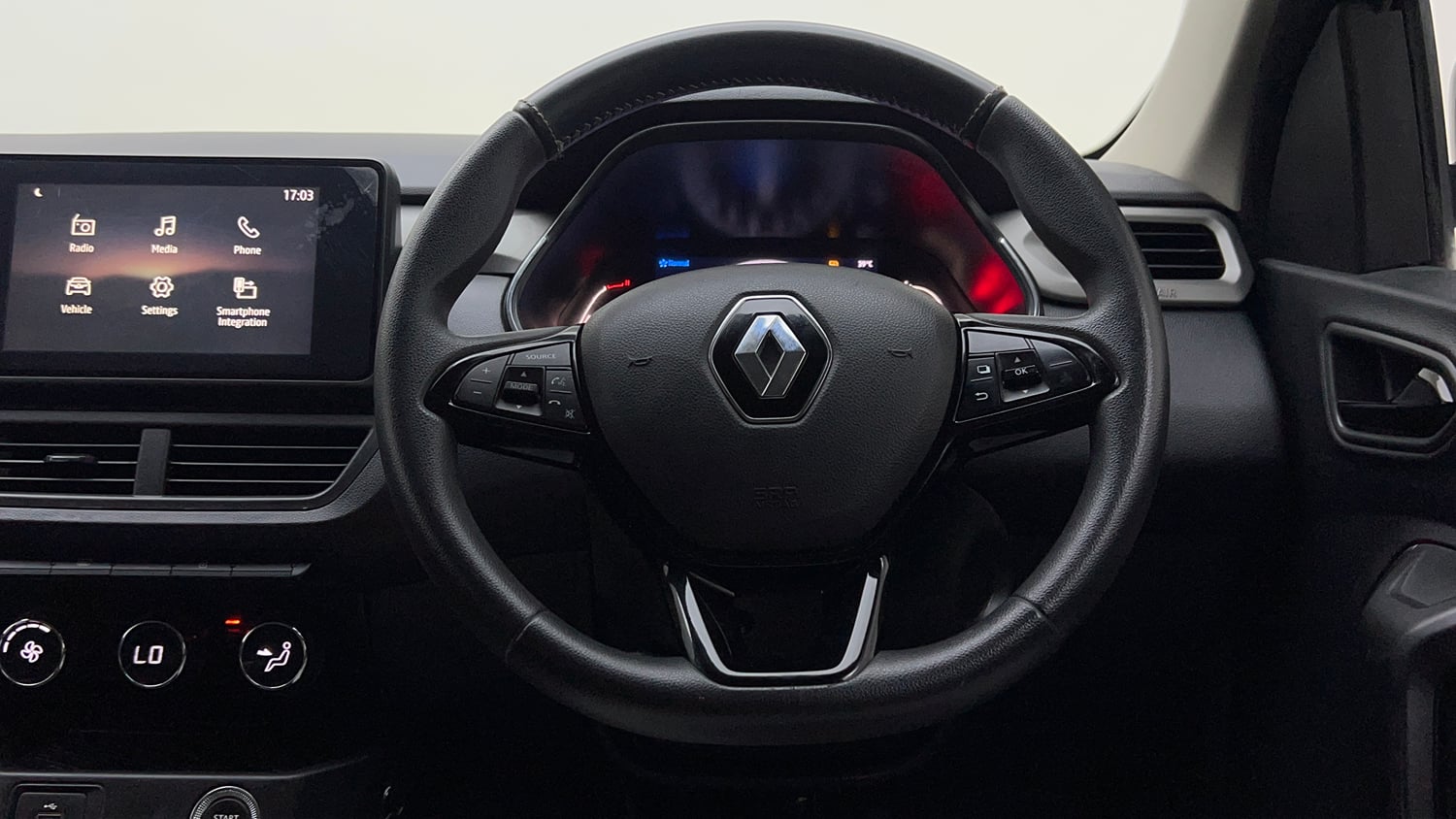 Used 2021 Renault Kiger RXZ MT Petrol Manual interior STEERING VIEW