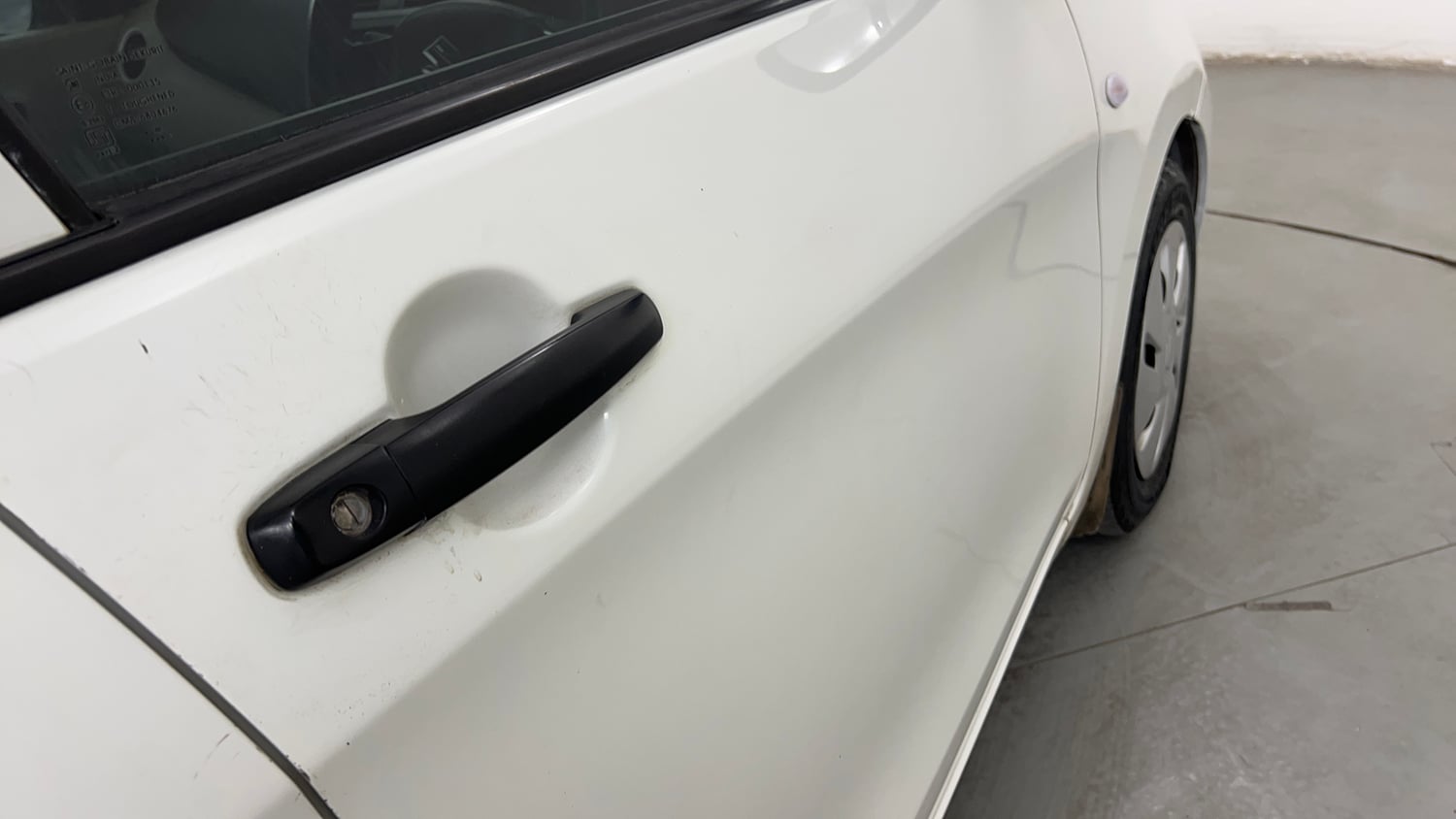 Used 2015 Maruti Suzuki Celerio VXi Petrol Manual dents MINOR DENT