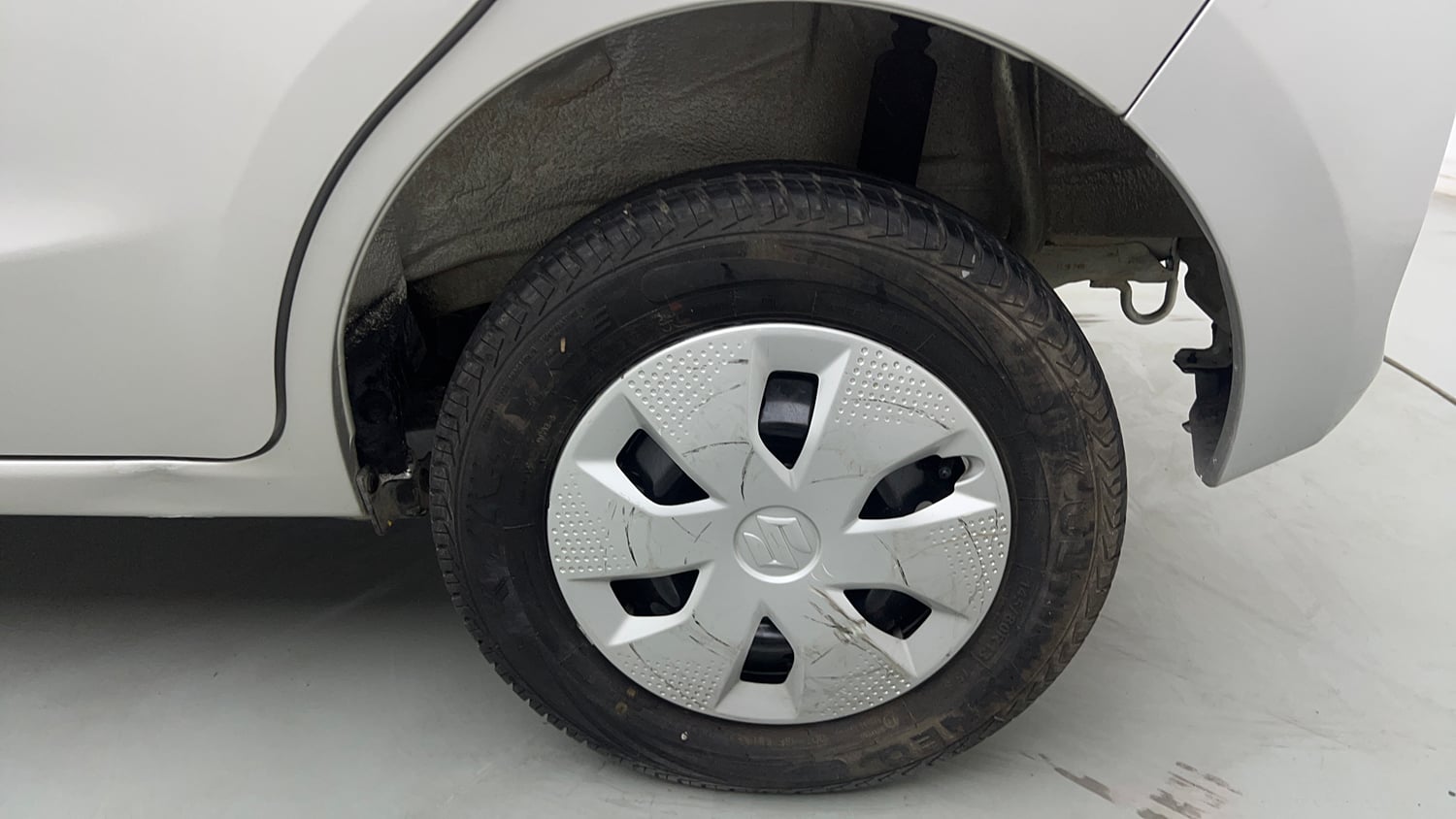 Used 2023 Maruti Suzuki Alto K10 VXi Petrol Manual tyres LEFT REAR TYRE RIM VIEW