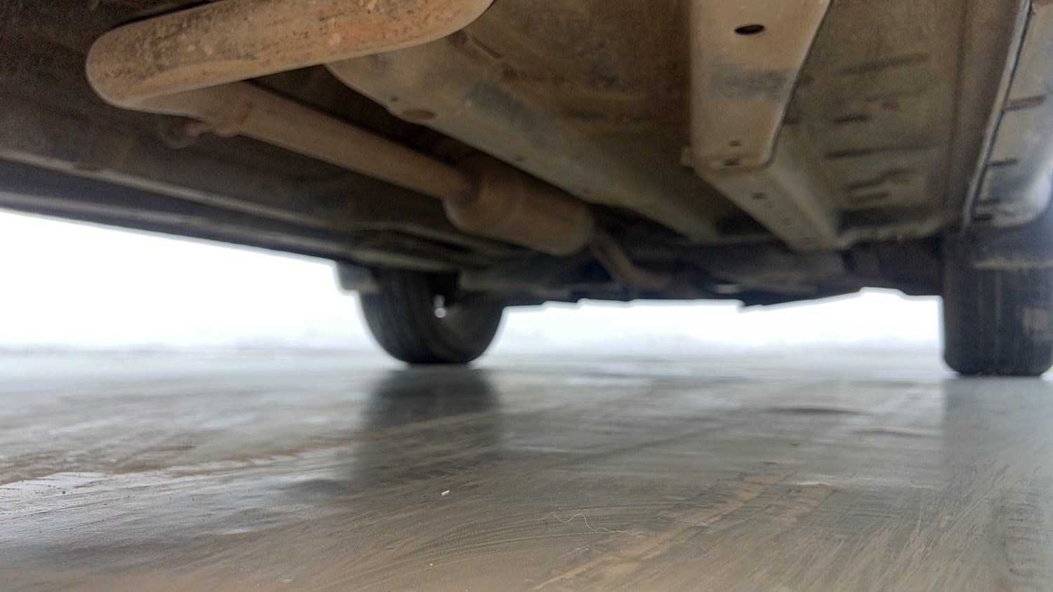 Used 2021 Tata Nexon XZ Plus Petrol Manual extra REAR RIGHT UNDERBODY VIEW