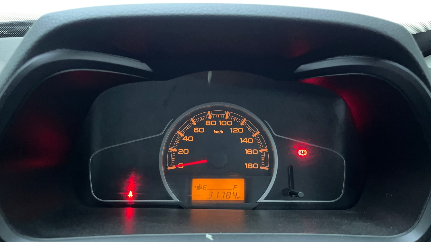 Used 2020 Maruti Suzuki Alto 800 LXi Petrol Manual interior CLUSTERMETER VIEW