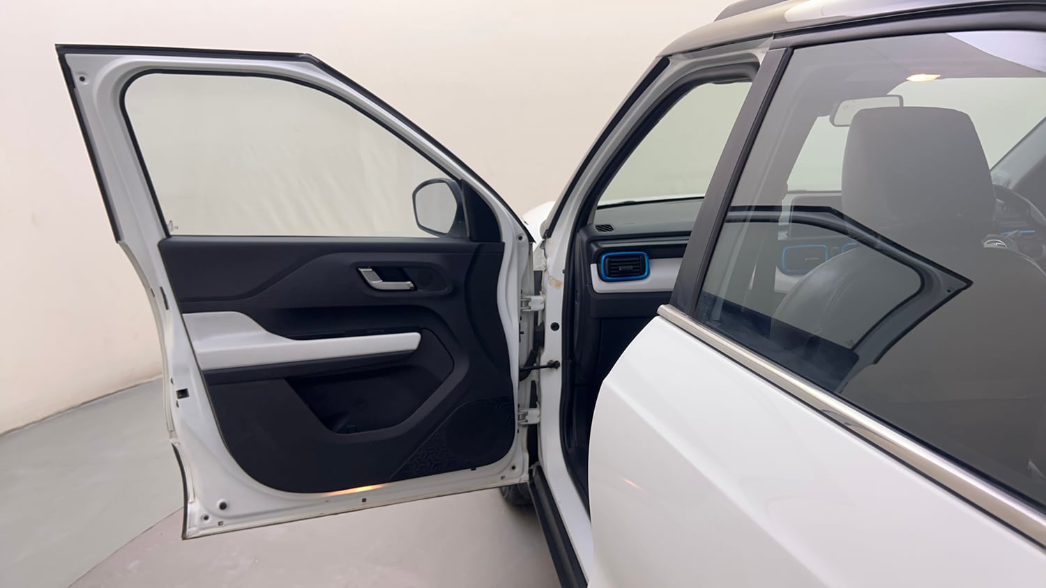 Used 2022 Tata Punch Creative AMT Petrol Automatic interior LEFT FRONT DOOR OPEN VIEW