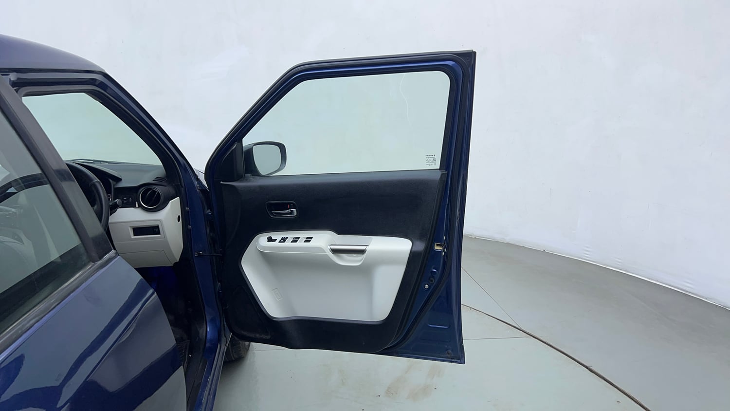 Used 2018 Maruti Suzuki Ignis Delta 1.2 AMT Petrol Automatic interior RIGHT FRONT DOOR OPEN VIEW