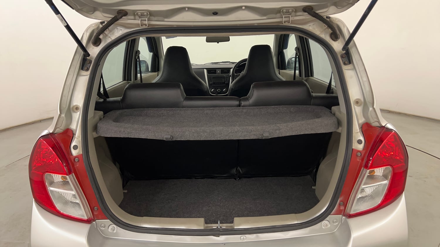 Used 2017 Maruti Suzuki Celerio ZXi AMT Petrol Automatic interior DICKY INSIDE VIEW