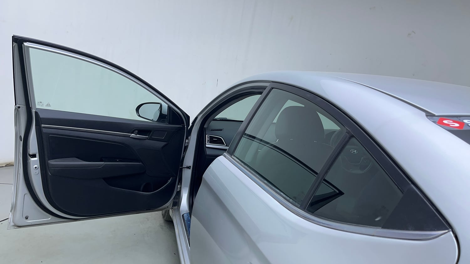 Used 2017 Hyundai Elantra 2.0 SX (O) AT Petrol Automatic interior LEFT FRONT DOOR OPEN VIEW