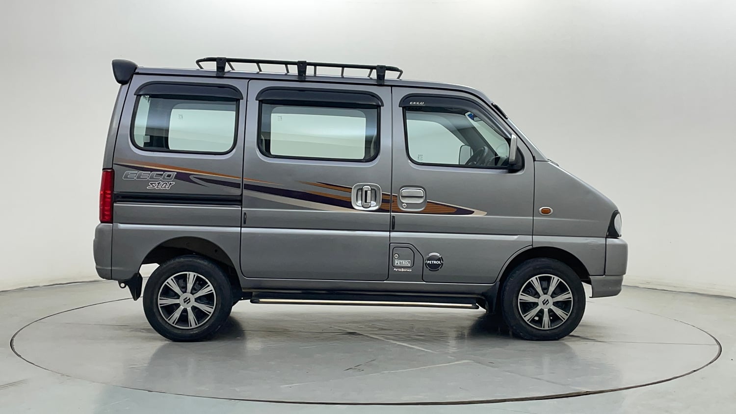 Used 2021 Maruti Suzuki Eeco 5 STR WITH A/C+HTR Petrol Manual exterior RIGHT SIDE VIEW