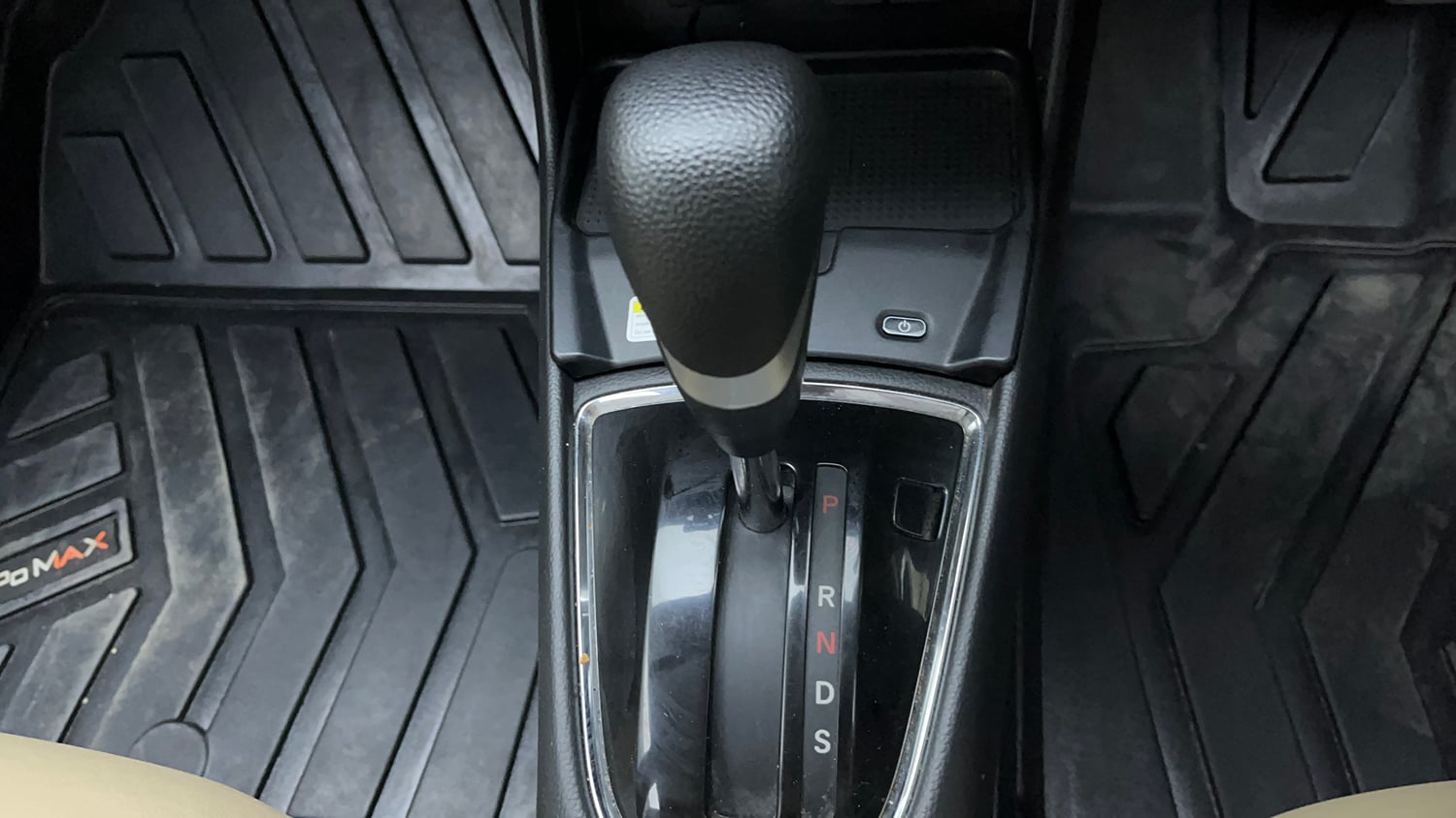 Used 2023 Honda Amaze VX 1.2 Petrol CVT Petrol Automatic interior GEAR  KNOB VIEW