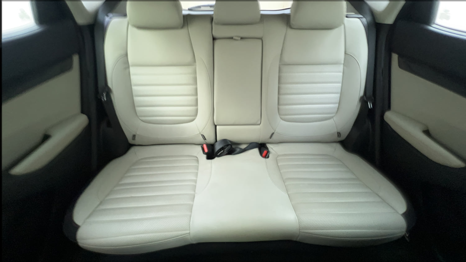 Used 2019 kia Seltos GTX Plus DCT 1.4 Petrol Automatic interior REAR SEAT CONDITION VIEW