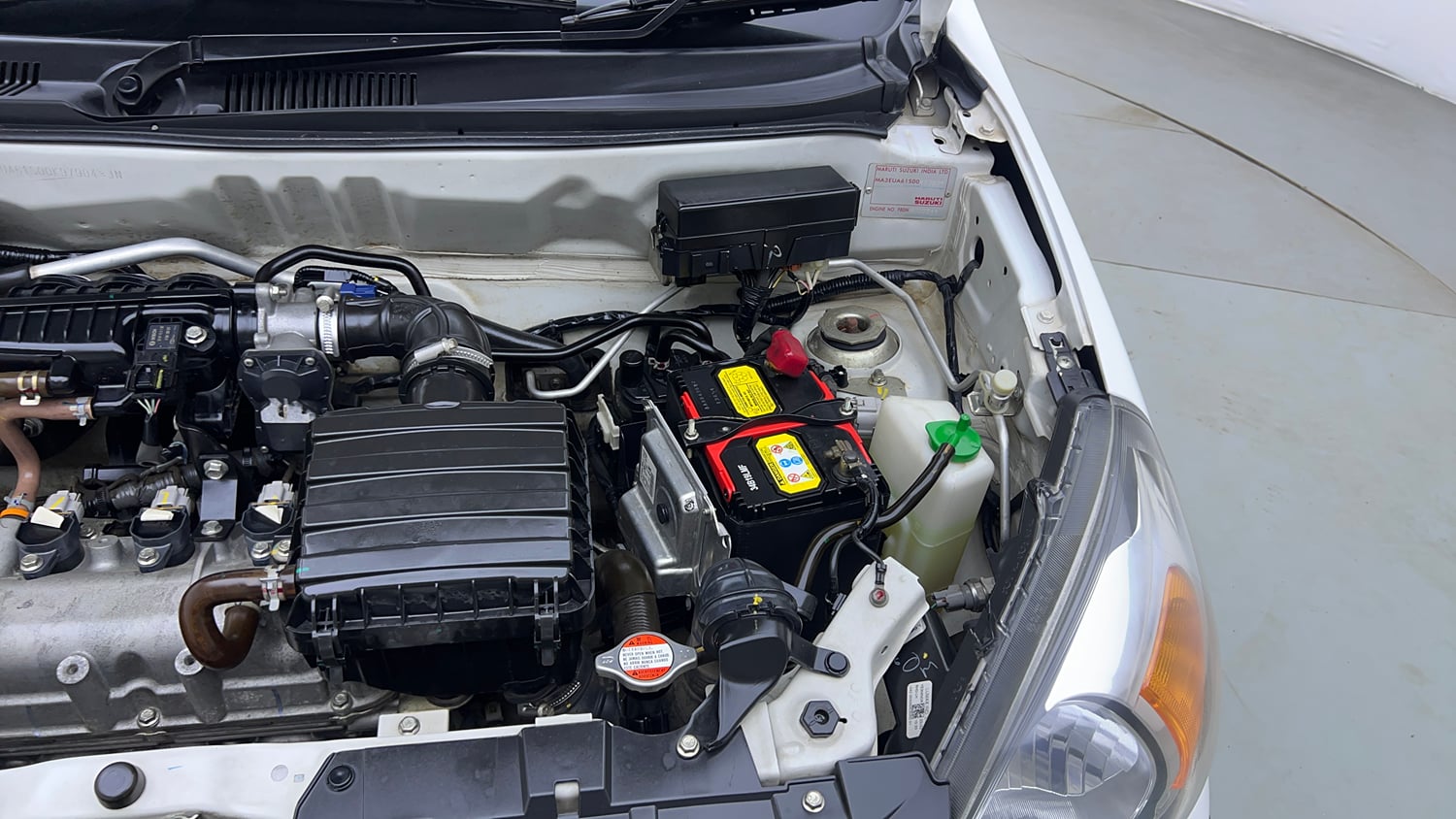Used 2023 Maruti Suzuki Alto 800 VXi Petrol Manual engine ENGINE LEFT SIDE VIEW