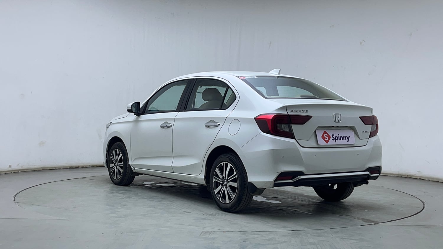Used 2023 Honda Amaze VX 1.2 Petrol CVT Petrol Automatic exterior LEFT REAR CORNER VIEW