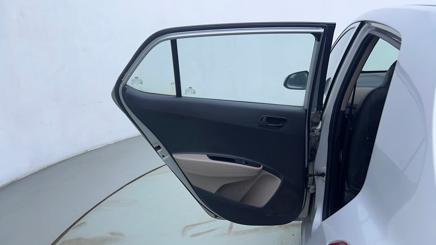 Used 2015 Hyundai Grand i10 Magna 1.2 Kappa VTVT Petrol Manual interior LEFT REAR DOOR OPEN VIEW