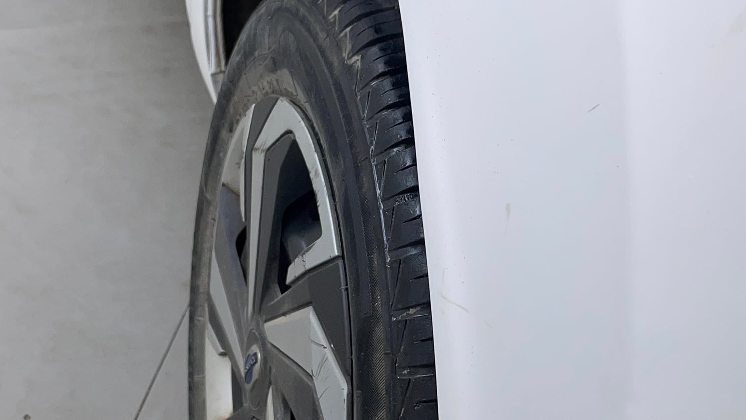 Used 2022 Datsun Redi-GO T(O) 1.0 Petrol Manual dents MINOR SCRATCH
