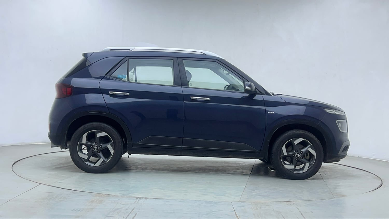 Used 2019 Hyundai Venue SX Plus 1.0 Turbo DCT Petrol Automatic exterior RIGHT SIDE VIEW