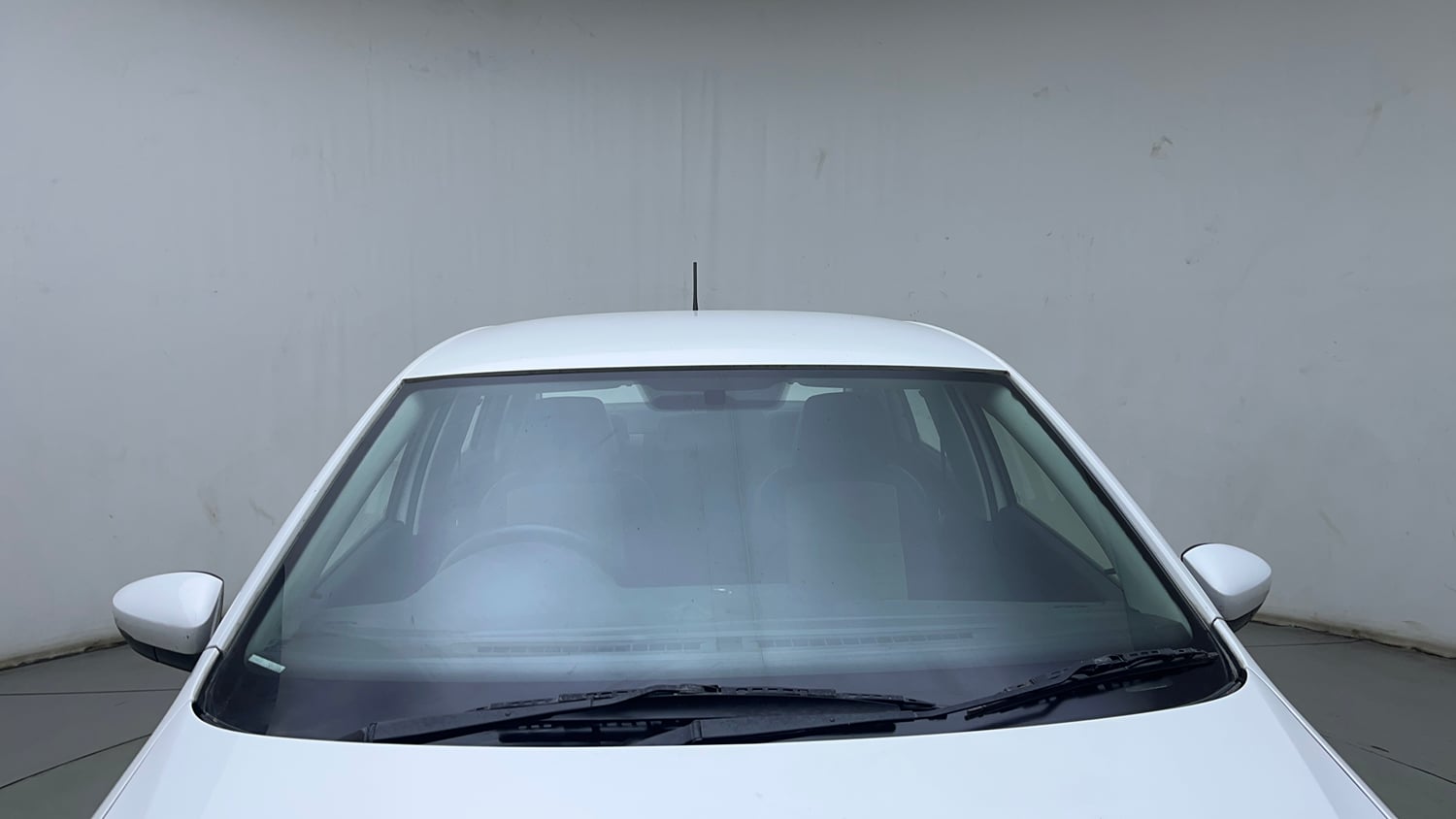 Used 2020 Volkswagen Ameo Trendline 1.5L (D) Diesel Manual exterior FRONT WINDSHIELD VIEW