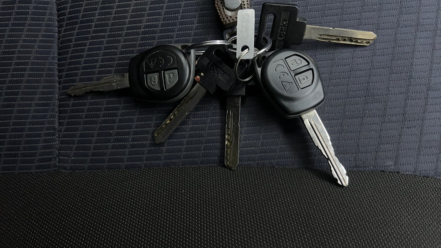 Used 2020 Maruti Suzuki Baleno Delta Petrol Manual extra CAR KEY VIEW
