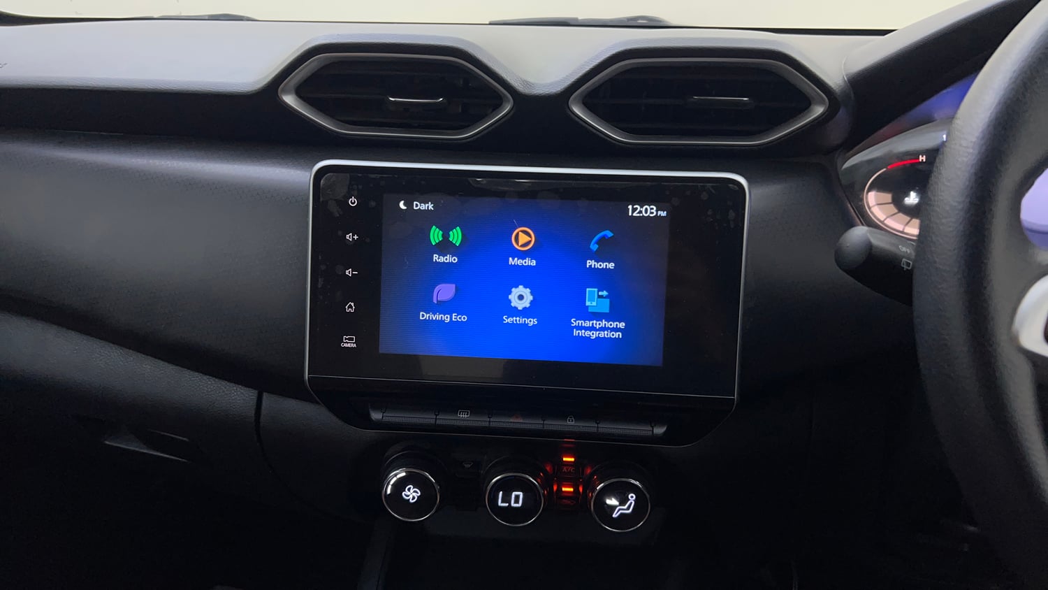Used 2022 Nissan Magnite XV Premium Turbo Petrol Manual top_features Touch screen infotainment system