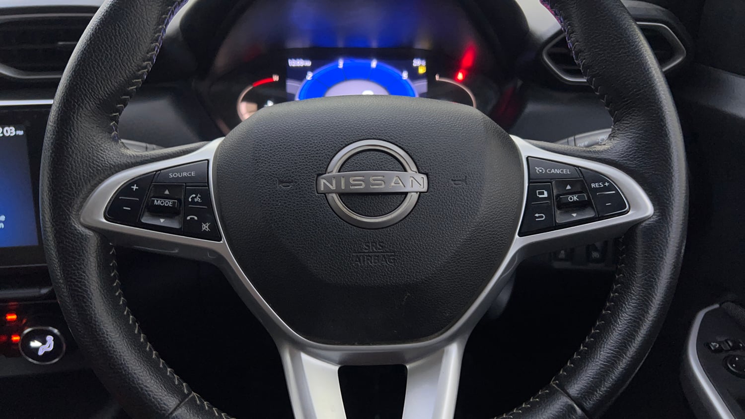 Used 2022 Nissan Magnite XV Premium Turbo Petrol Manual top_features Airbags
