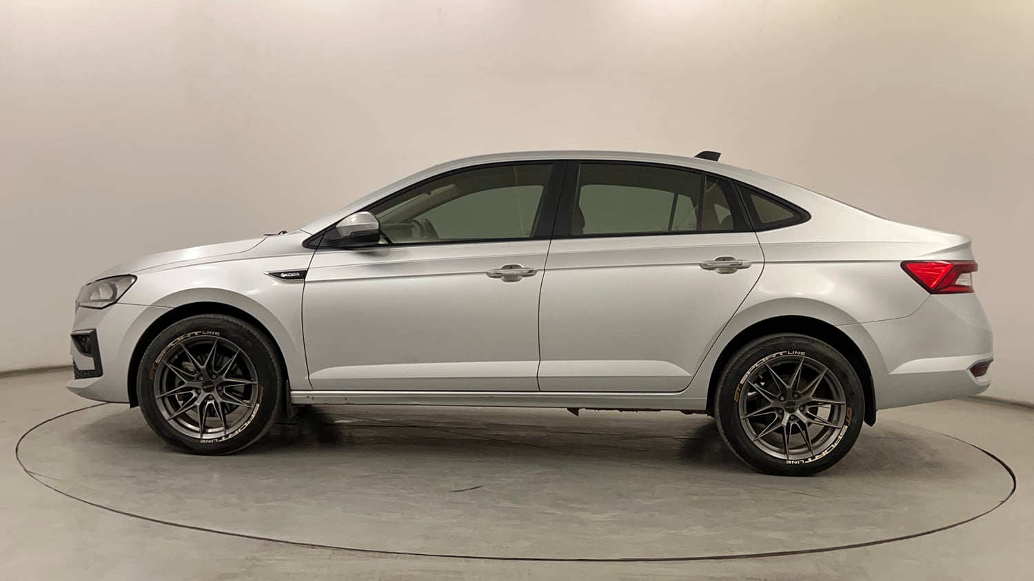 Used 2023 Skoda Slavia Ambition 1.5L TSI MT Petrol Manual exterior LEFT SIDE VIEW